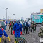 Les bâtisseurs de la nation en plein service de salubrité de Kinshasa.