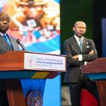 L'IGF Christophe Bitasimwa co animant un briefing spécial avec le ministre Patrick Muyaya.
