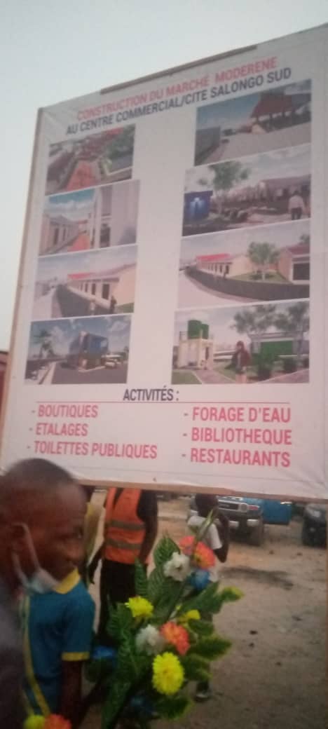 panneau  Complexe sportif et centre commercial