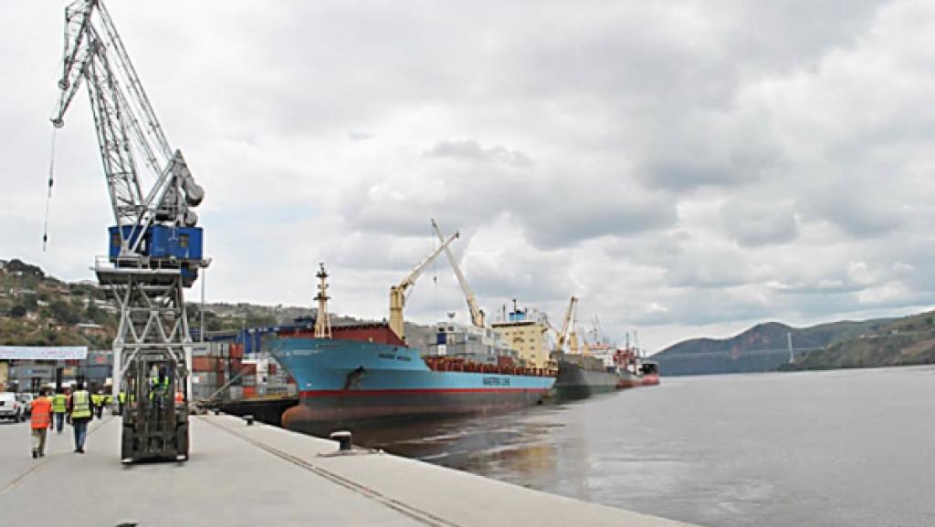 port ledya 
