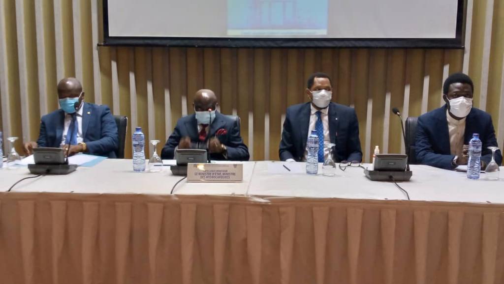  Journées Scientifiques du Ministère des Hydrocarbures, Ph. DESKECO.COM