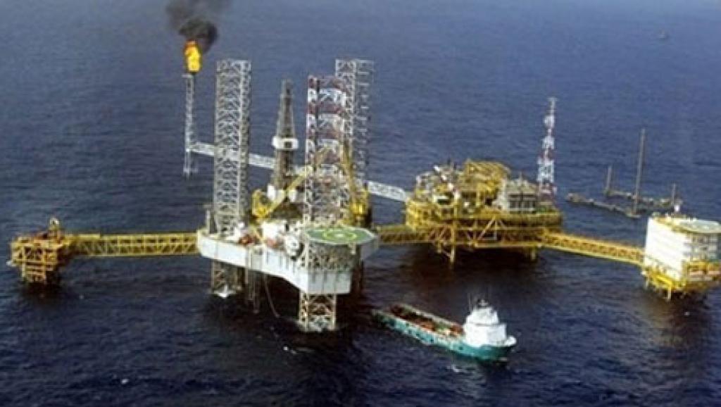 plateforme pétrolière 