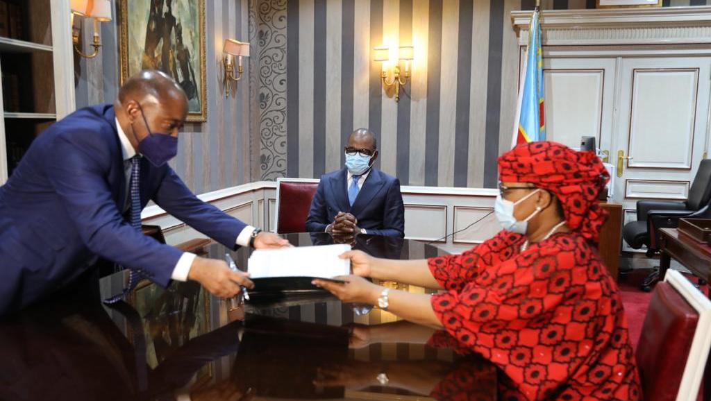 Remise et reprise à la Banque centrale du Congo