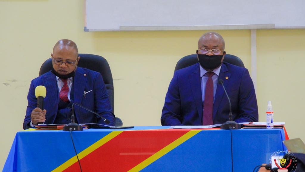 Le directeur de cabinet du Premier Ministre, le professeur Paul-Gaspard Ngondankoy Nkoy-ea-Loongya,
