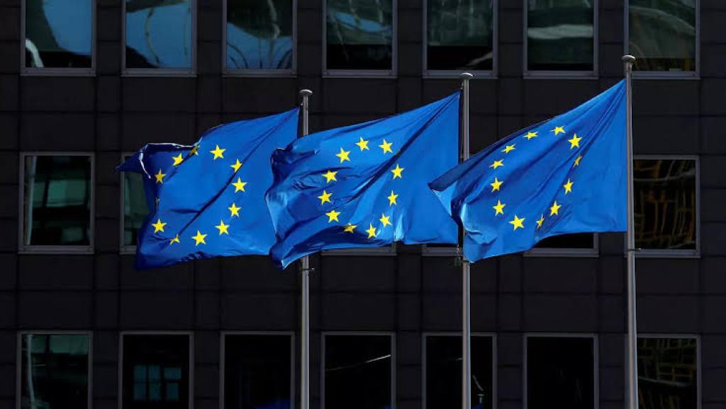 UE