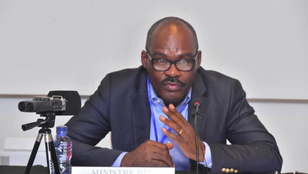 Le Ministre des Finances 