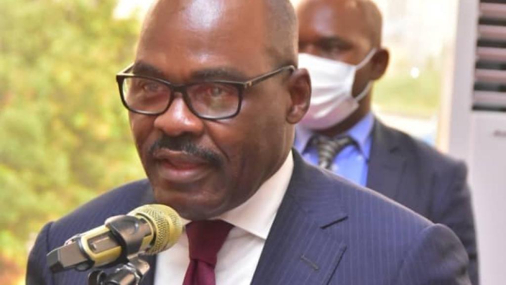Le Ministre des Finances 