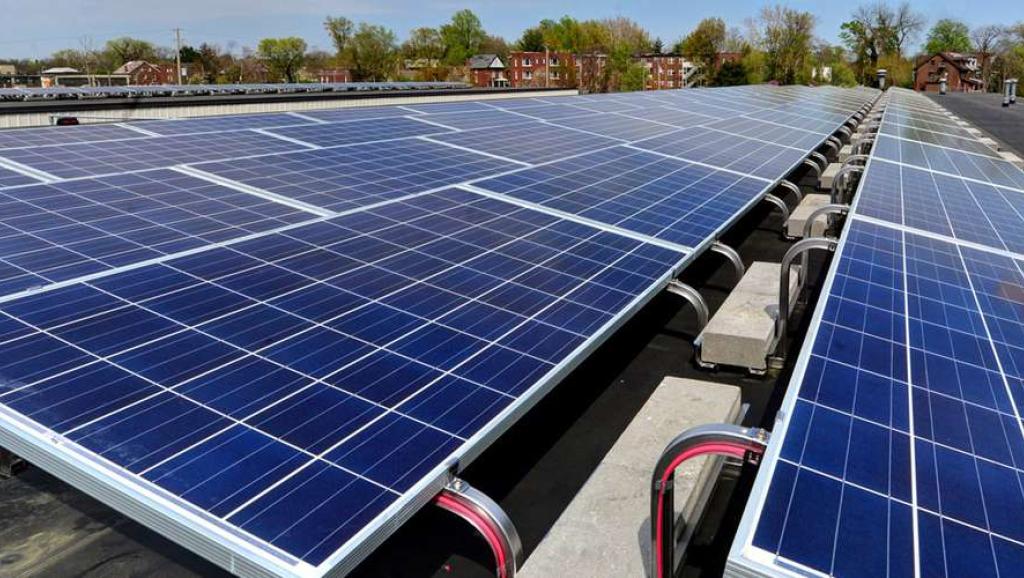 Des panneaux solaires