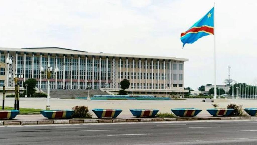 Le siège du Parlement congolais à Kinshasa 