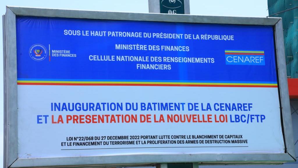 Cette inauguration coïncide avec la présentation de la Loi sur la lutte contre le blanchiment des capitaux et le financement du terrorisme 