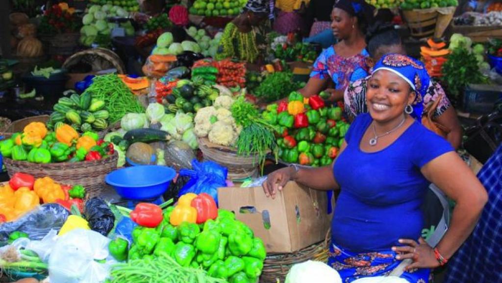 Des femmes vendeuses dans un marché. Photo d'illustration