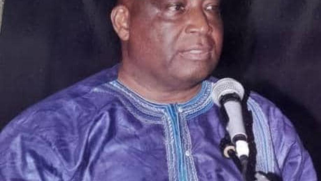 Le Professeur Yoka Lye Mudaba 