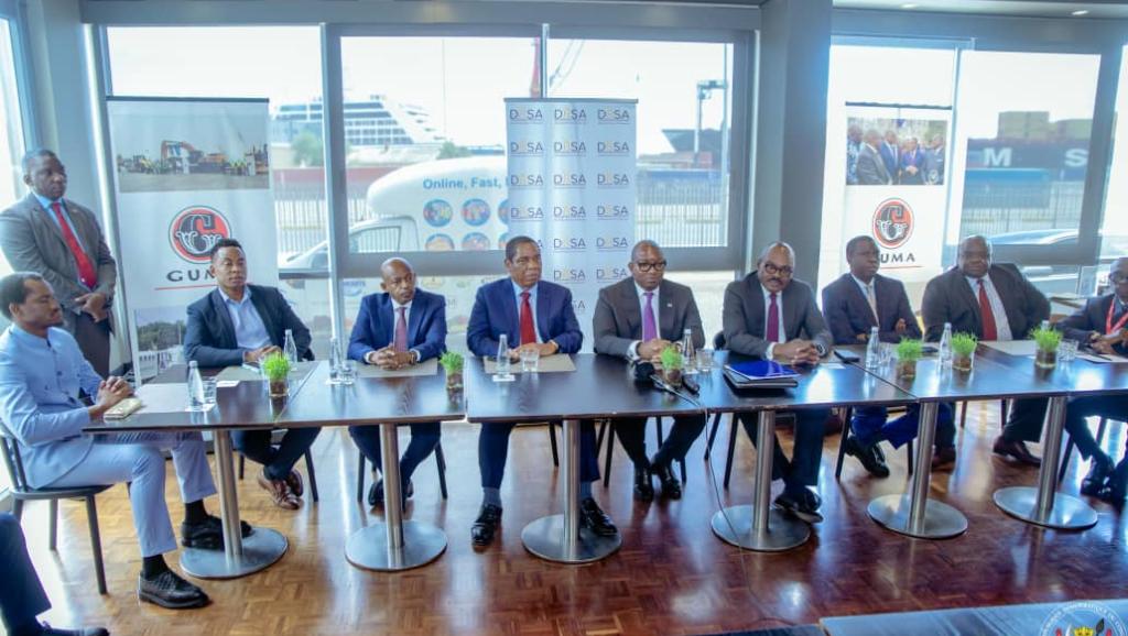 Le Premier Ministre Sama Lukonde a présidé la cérémonie de signature de ce contrat à Cape Town 