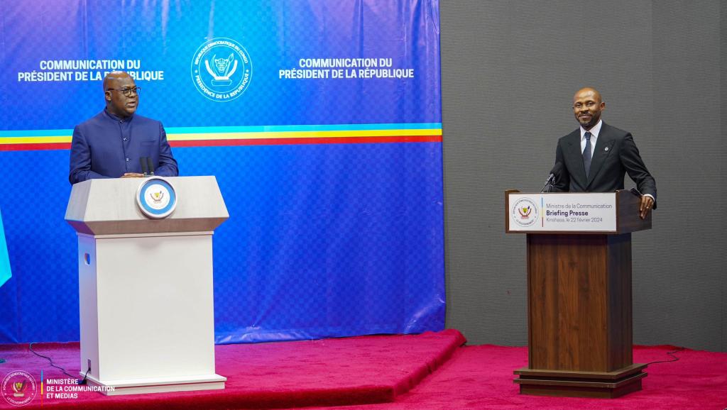Le chef de l’Etat et le ministre Patrick Muyaya lors du briefing à la RTNC1