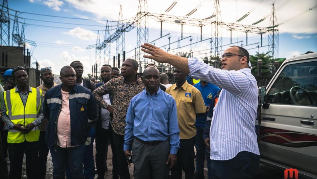 Visite du poste SNEL de la FUNA par le DG Fabrice Lusinde 