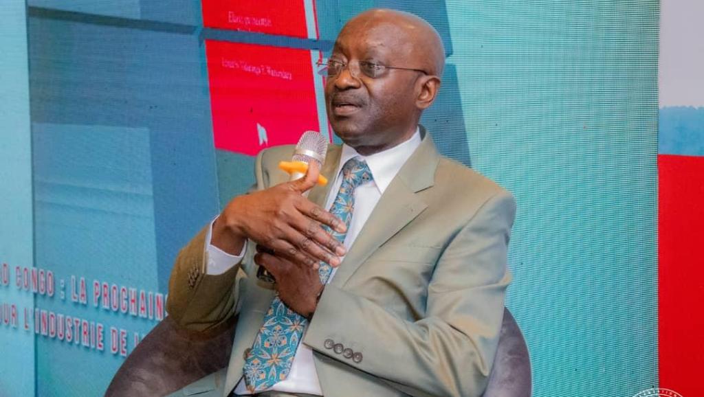 Le Dr Mpoko Bokanga, auteur du livre