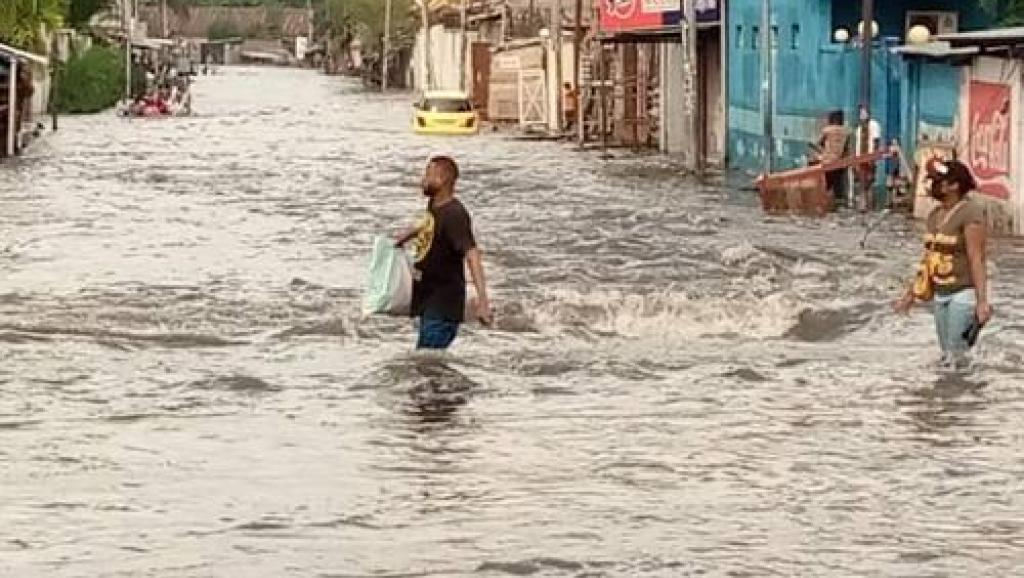 Vue d'un quartier de Kinshasa après une pluie diluvienne 