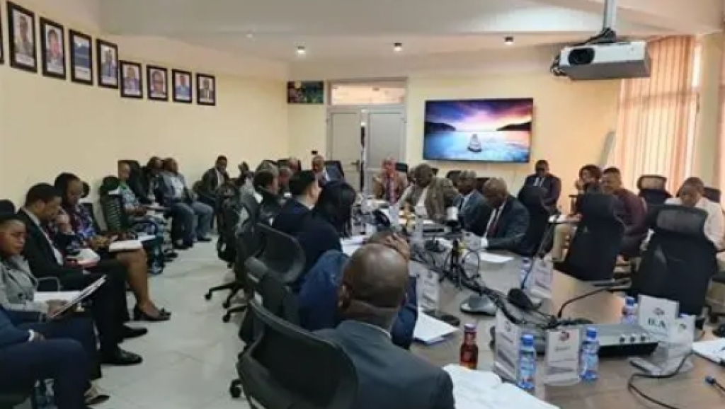 L'équipe de la Direction générale de dette publique. Cette image est tirée du site officiel de la DGDP