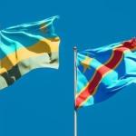 Drapeaux de la RDC et du Rwanda 