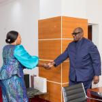 Le nouveau ministre de Mines, Louis Watum, et la Gouverneure de Lualaba, Fifi Masuka, lors leur rencontre vendredi 5 septembre 2025 à Kinshasa