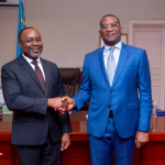 Le ministre en charge du Plan, Guylain Nyembo, et directeur des opérations de la Banque mondiale, après leur rencontre de  jeudi 29 janvier 2026 à Kinshasa 