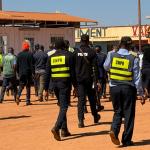 Illustration des opérations de contrôle des véhicules dans le Haut-Katanga 