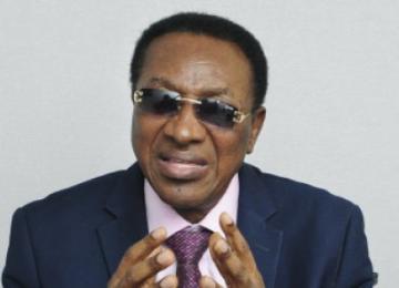 Premier ministre honoraire 