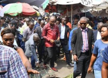 ngobila au marché
