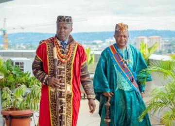Sa Majesté Mfumu Difima et sa Majesté Nembalemba