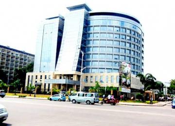 Immeuble du gouvernement à Kinshasa. Ph. Droits tiers. 