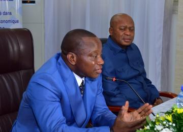 Chérubin Okende, Ministre des Transports, voies de communication et désenclavement. Ph. Droits tiers.