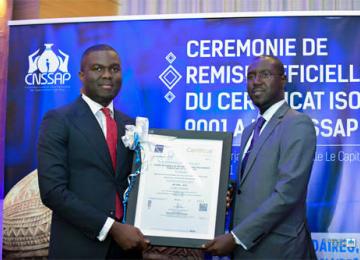 Tombola Muke, chargé de mission de la CNSSAP lors de la cérémonie de remise de certificat ISO 2021. Ph. Droits tiers.