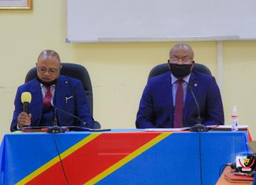 Le directeur de cabinet du Premier Ministre, le professeur Paul-Gaspard Ngondankoy Nkoy-ea-Loongya,