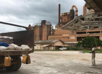 Les travailleurs de la CINAT accusent 120 mois d'arriérés de salaire