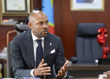 Le Ministre de la Communication et Médias Patrick Muyaya 