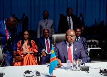 Le Premier Ministre faisant son discours au 15e Sommet des BRICS 