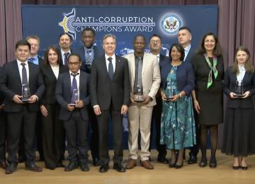 Photo de famille à la cérémonie de remise de ce Prix