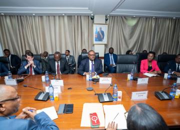 Le ministre des Finances face à l'association congolaise des banques 