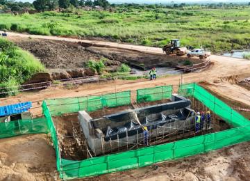 Travaux de construction de la route dans le cadre du contrat sino-congolais. Photo d'illustration 