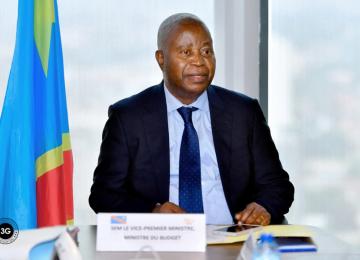 Adolphe Muzito, Ministre du Budget lors d'une concertation avec les partenaires techniques et financiers à Kinshasa
