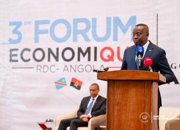 Daniel Mukoko Samba, ministre congolais de l'économie nationale 