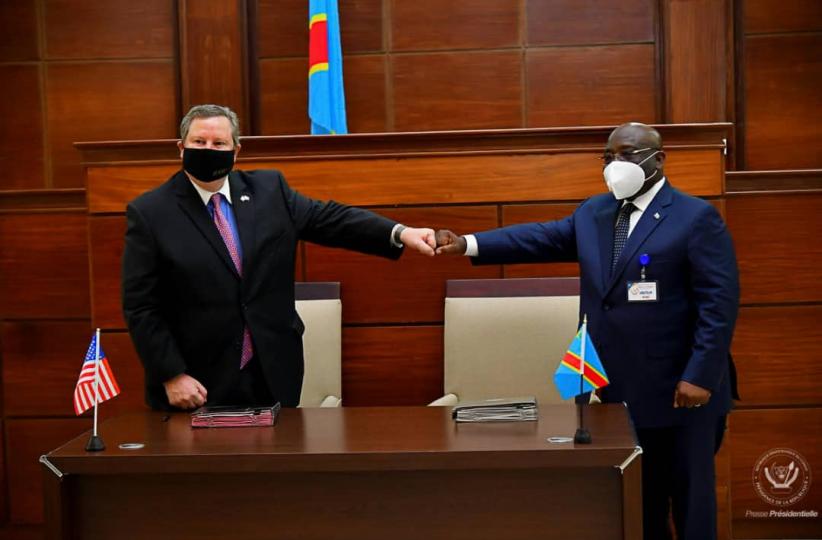Félix et l'ambassadeur des USA