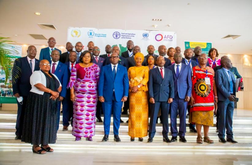 Le PM Sama Lukonde et les participants