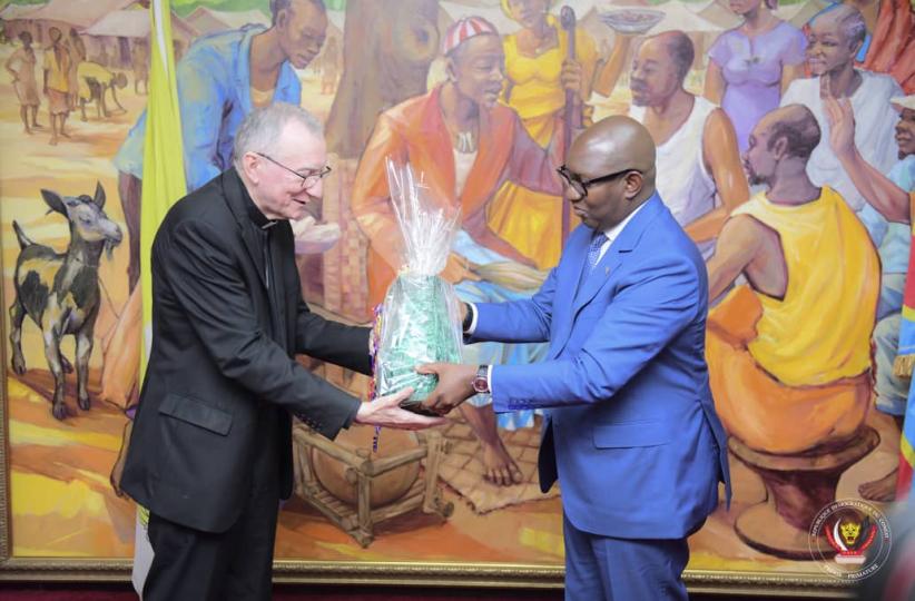 Le Premier Ministre Sama Lukonde et le Secrétaire général du Pape François 