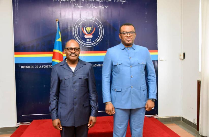 Le VPM  de la Fonction Publique Lihau et le ministres des Finances Kazadi ont lancé ce processus de recrutement