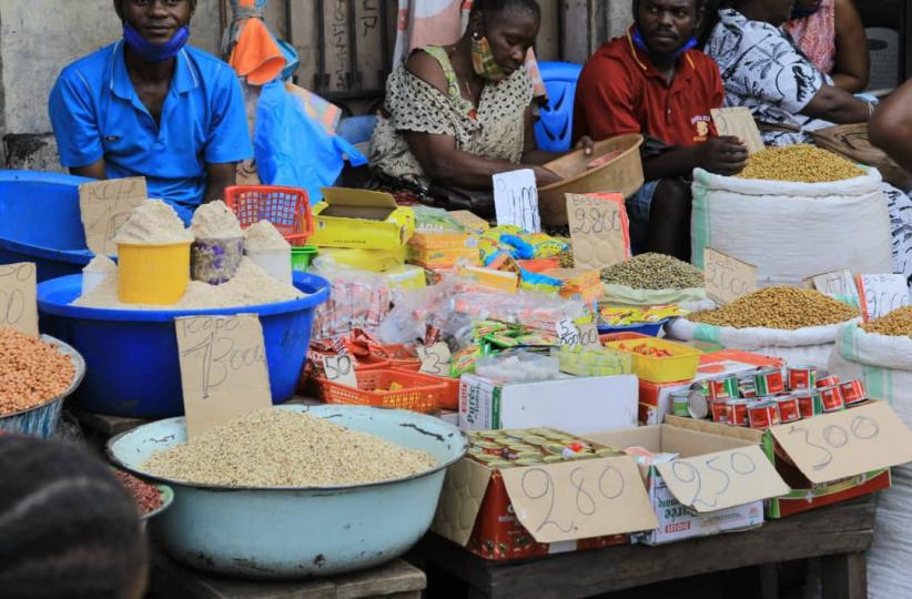 Des vendeuses au marché. Photo d'illustration