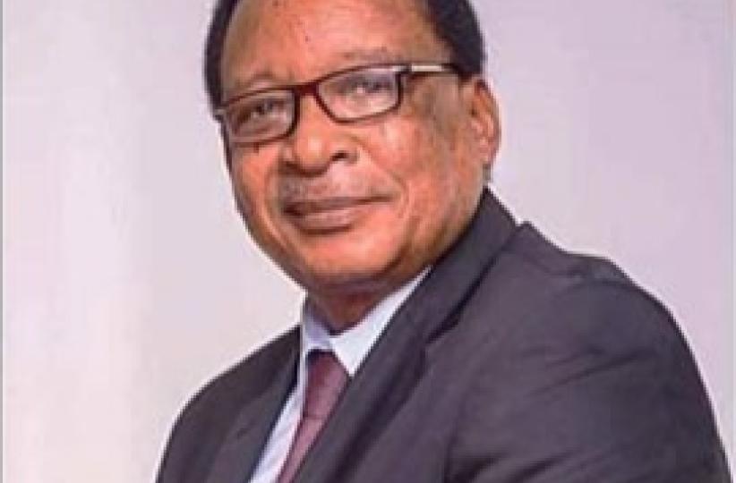 Modeste Mbonigaba est spécialiste des questions électorales,  de démocratie et développement en Afrique. C'est un libre penseur. 