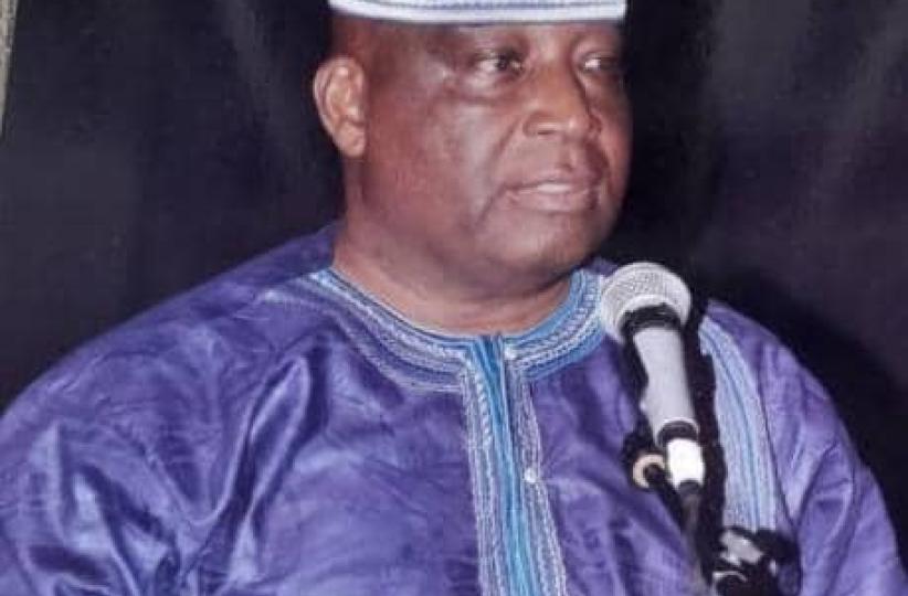 Le Professeur Yoka Lye Mudaba 
