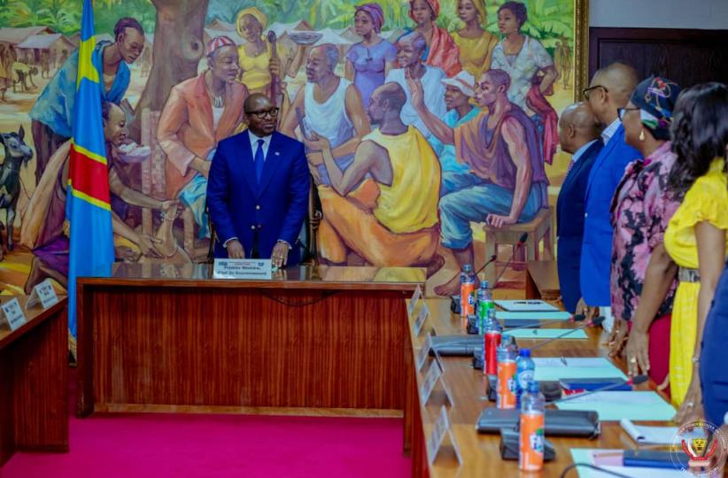 Le Premier Ministre a présidé cette réunion restreinte du Gouvernement 