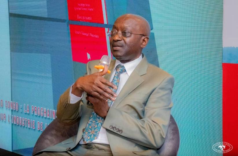 Le Dr Mpoko Bokanga, auteur du livre